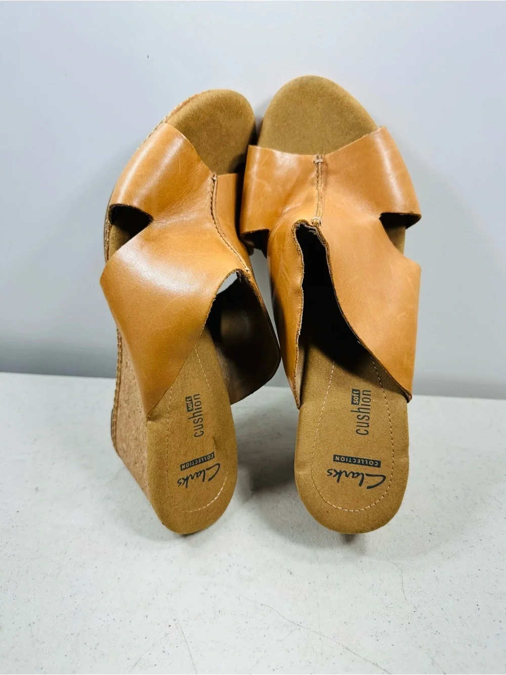 Clarks Tan Leather Wedge Sandals - Women's Comfort Slide size 9